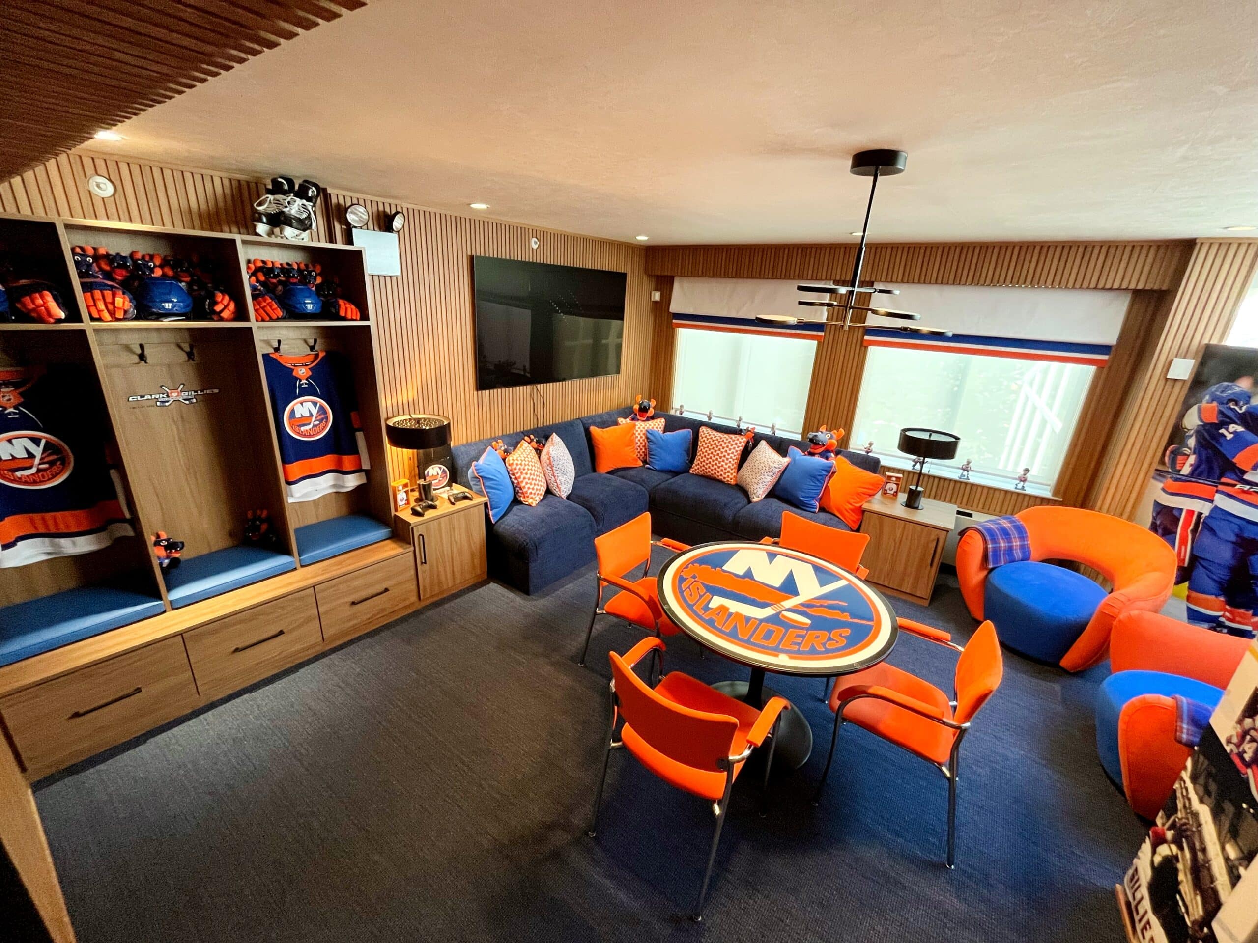 Clark Gillies Media Room