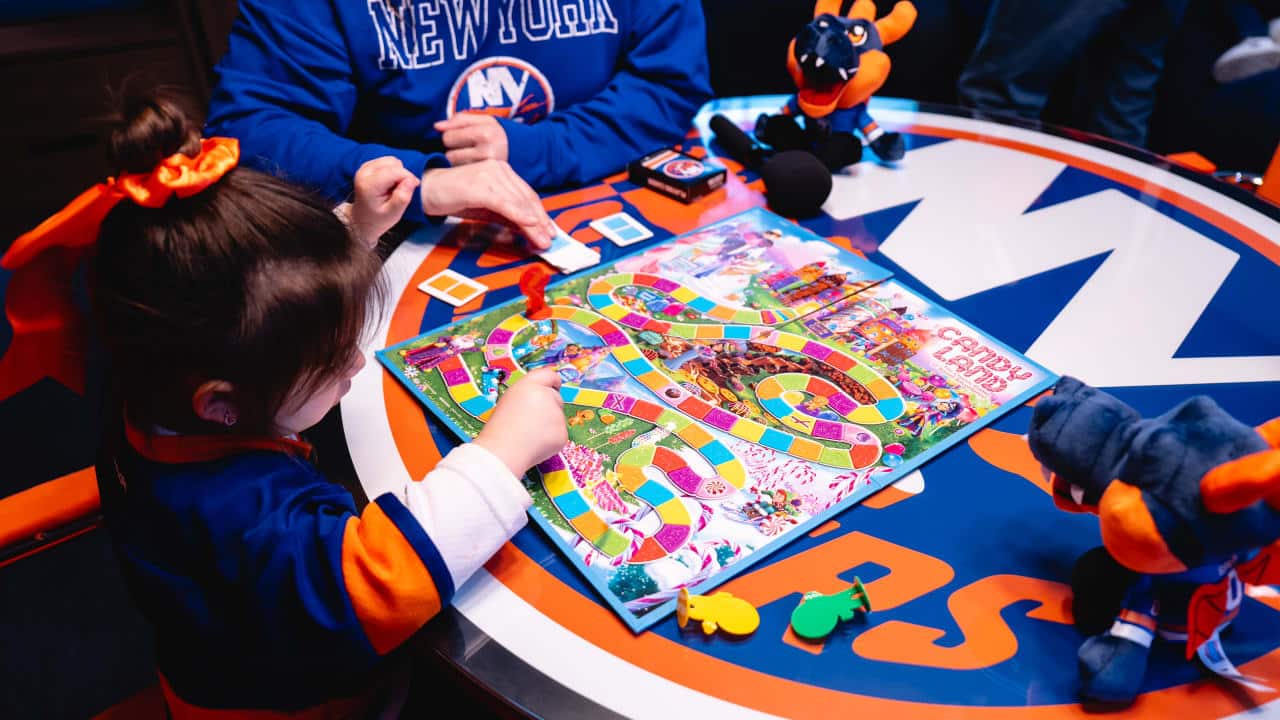 New York Islanders Clark Gillies Media Room Now Open To Resident Families 4 ili2pbppu1dr8bapvocn