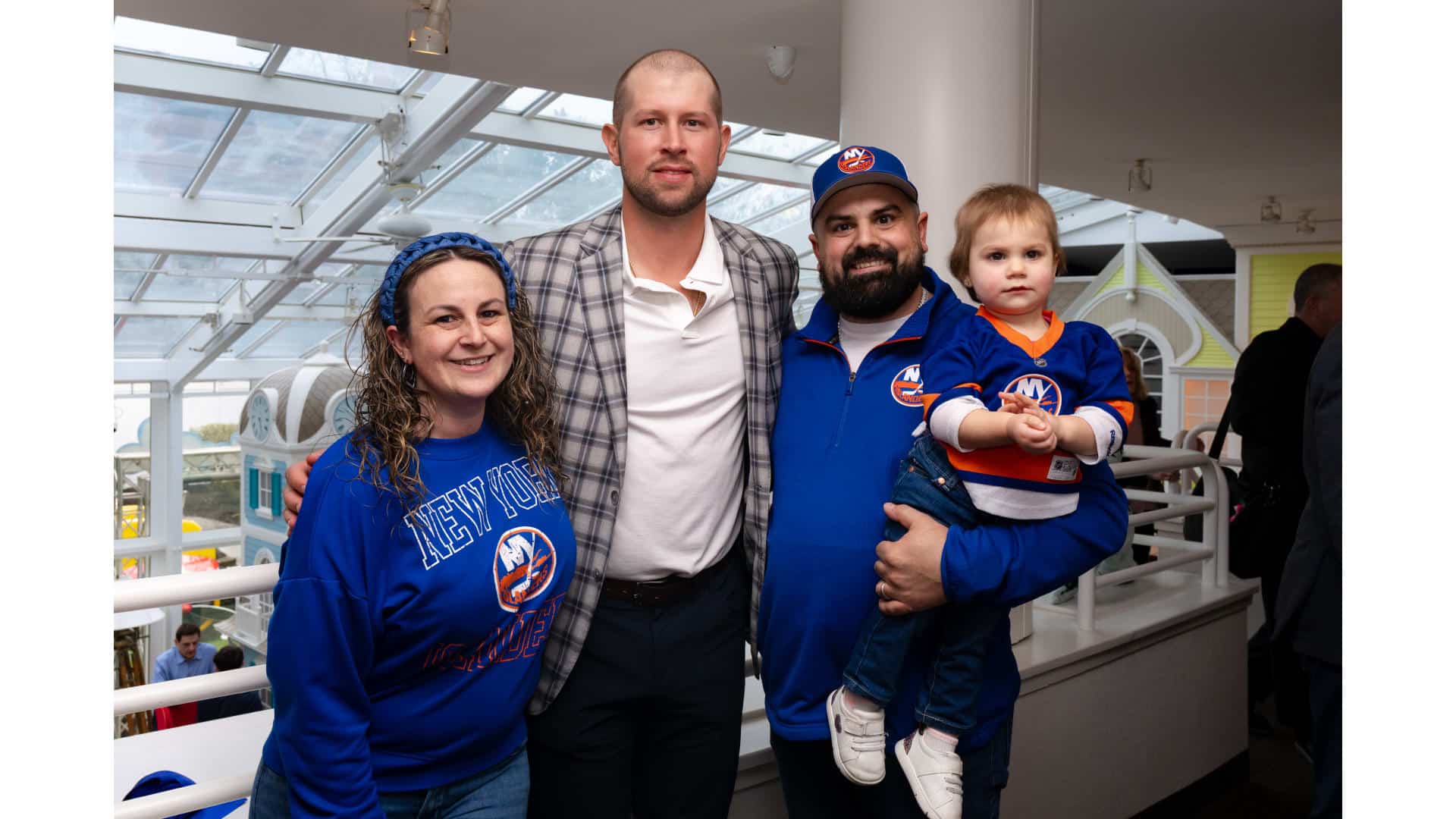 New York Islanders Clark Gillies Media Room Now Open To Resident Families 3 zwuep5qn479kwfsueyin